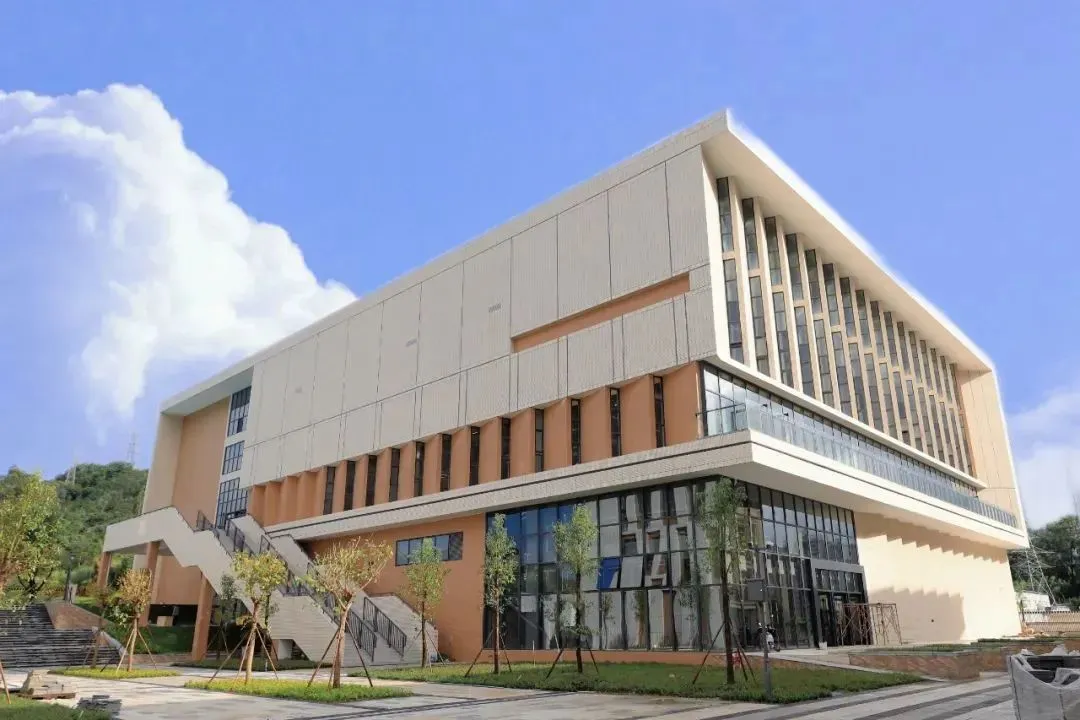 Campus Sports Cihê Steel Construction